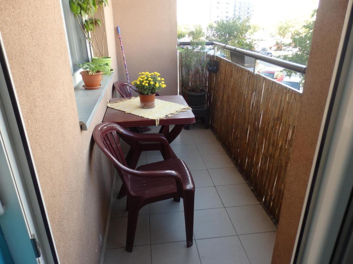 Apartment Erika 2 Novi Sad Exterior foto